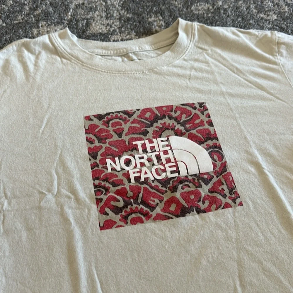 The North Face Shirt Size Men’s: Medium - Picture 2 of 4